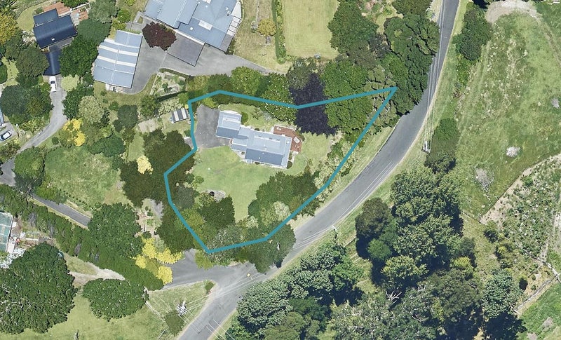 297 Waitaha Road, Welcome Bay, Tauranga - Carousel 1