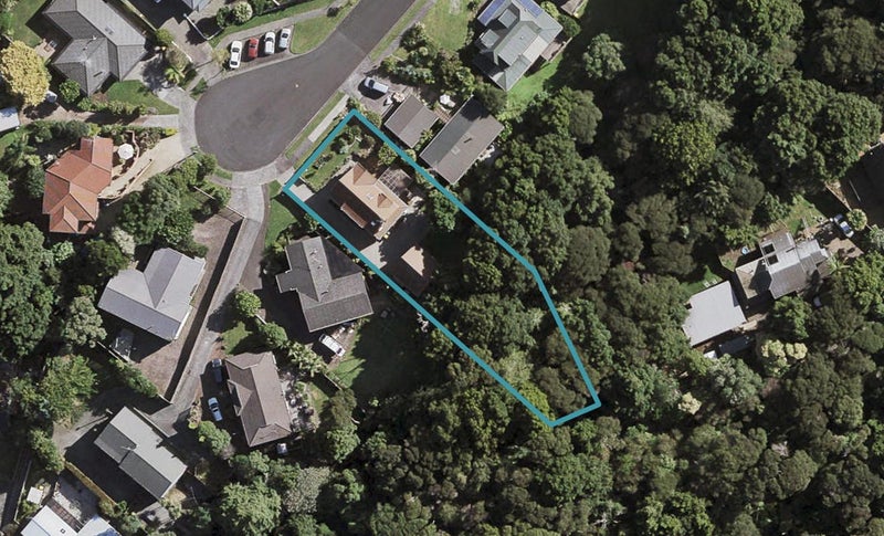 26 Hakea Place, Totara Heights, Auckland - Carousel 1