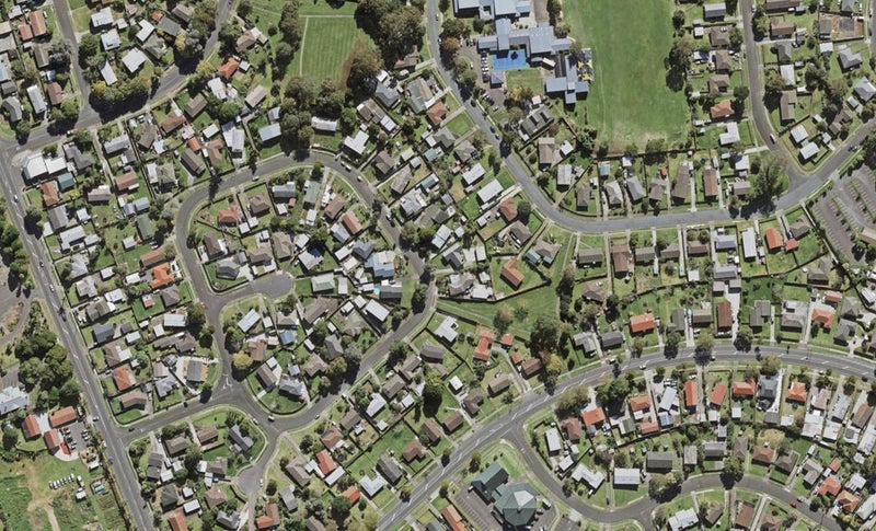 48 Kivell Close, Mangere East, Auckland - Carousel 1