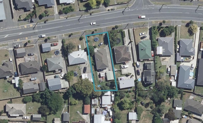 20 Bader Street, Bader, Hamilton - Carousel 1