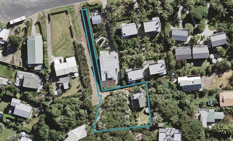 66 Palm Road, Palm Beach, Waiheke Island - Carousel 1