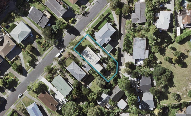 37 Ravenwood Drive, Forrest Hill, Auckland - Carousel 1