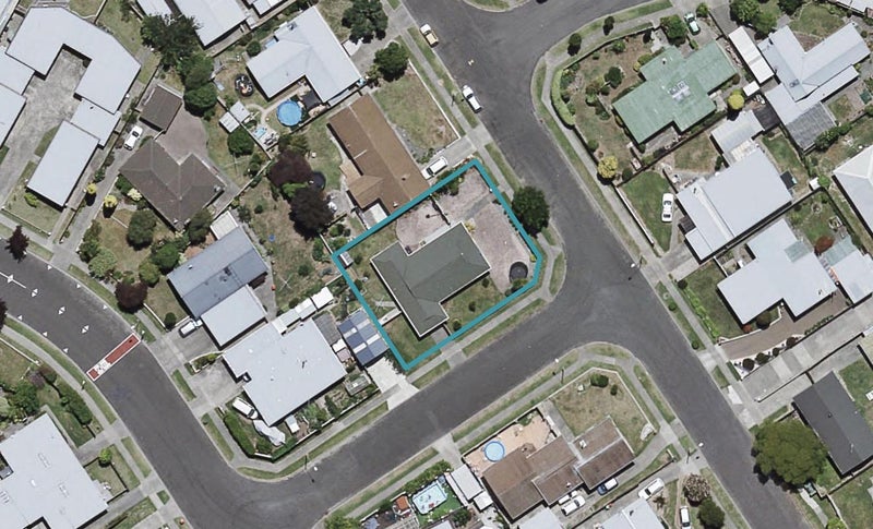 48 Wynyard Crescent, Tamatea, Napier - Carousel 1