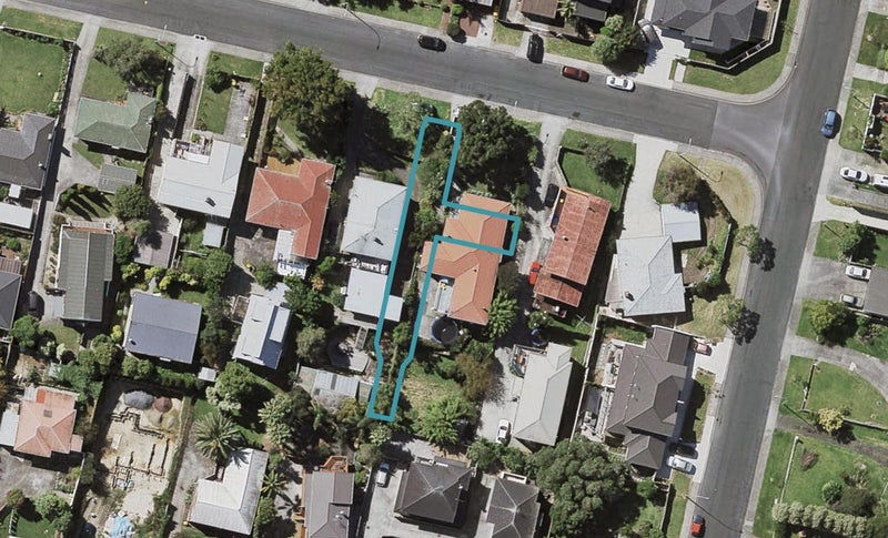 3/23 Ayr Road, Pakuranga, Auckland - Carousel 1