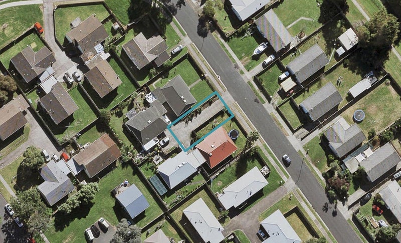 11 Ventura Street, Māngere, Auckland - Carousel 1