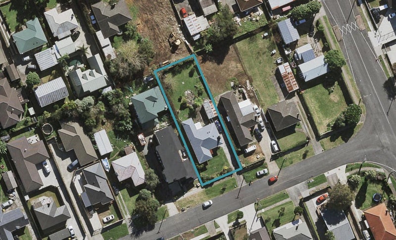 32 Ballance Avenue, Papatoetoe, Auckland - Carousel 1