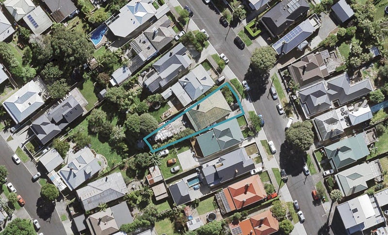 10 Elgin Street, Grey Lynn, Auckland - Carousel 1
