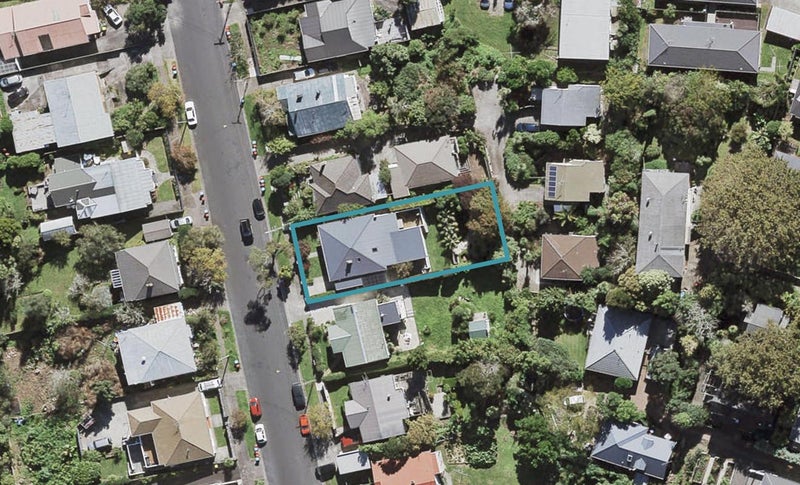 51 Mountain View Road, Morningside, Auckland - Carousel 1