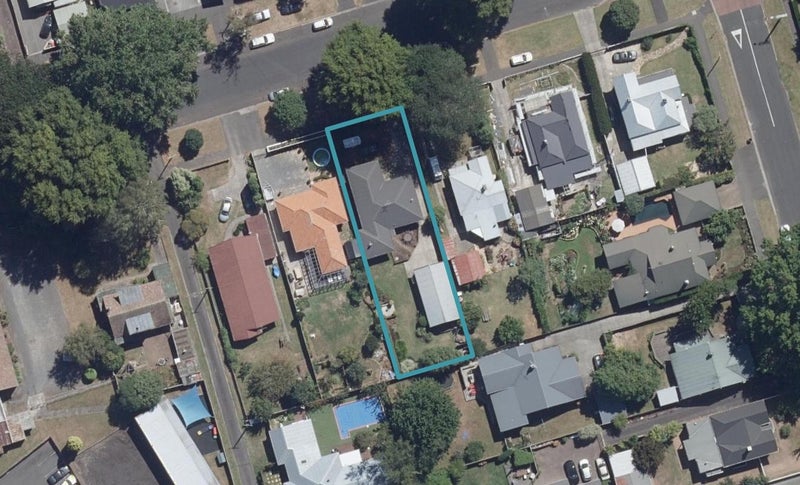 60 Albert Street, Hamilton East, Hamilton - Carousel 1
