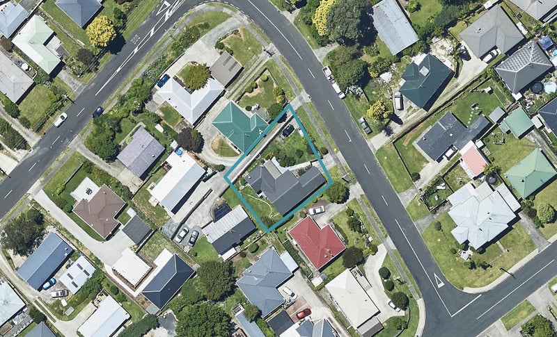6 Faulkner Street, Gate Pa, Tauranga - Carousel 1