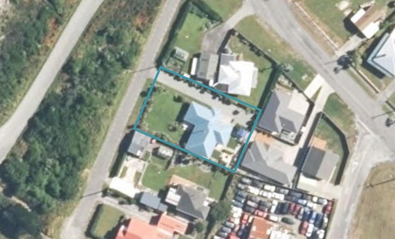 18 Domett Esplanade, Cobden, Greymouth - Carousel 1