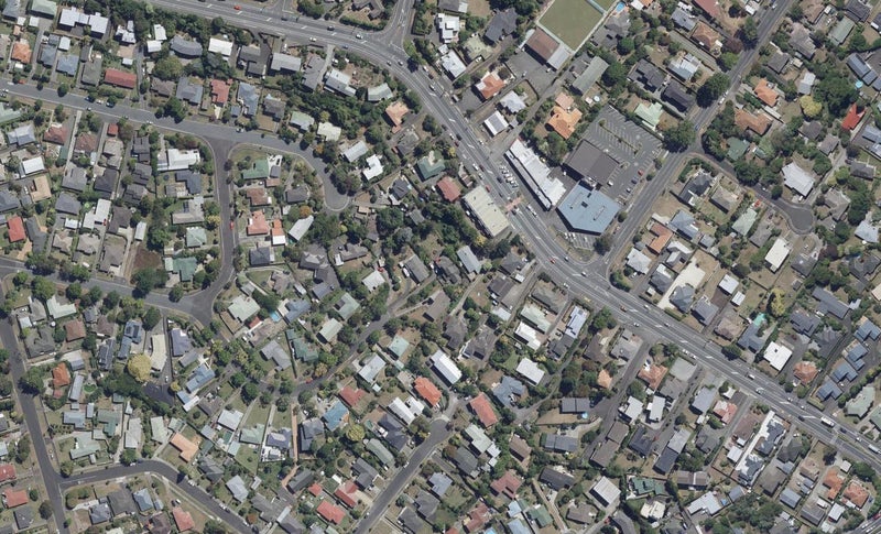 28 Sutton Crescent, Hillcrest, Hamilton - Carousel 1