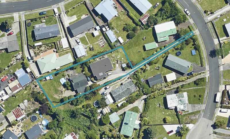 5A Bay Grove, Pukehangi, Rotorua - Carousel 1