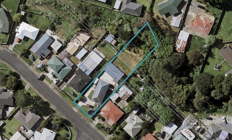 98 Clayton Avenue, Otara, Auckland - Carousel 1
