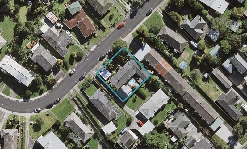 20 Evelyn Place, Hillcrest, Auckland - Carousel 1