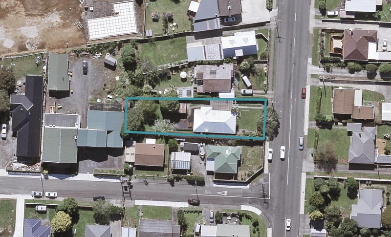 390 Carrington Street, Upper Vogeltown, New Plymouth - Carousel 1