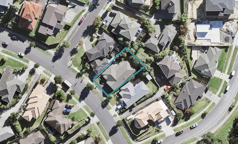 15 Rising Parade, Fairview Heights, Auckland - Carousel 1