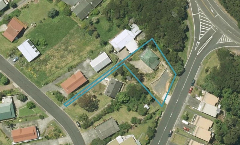 8 Puketiro Place, Paihia, Paihia - Carousel 1
