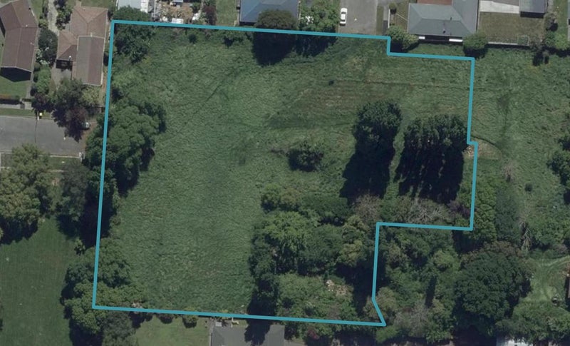 7 Rathlin Street, Redwood, Christchurch - Carousel 1
