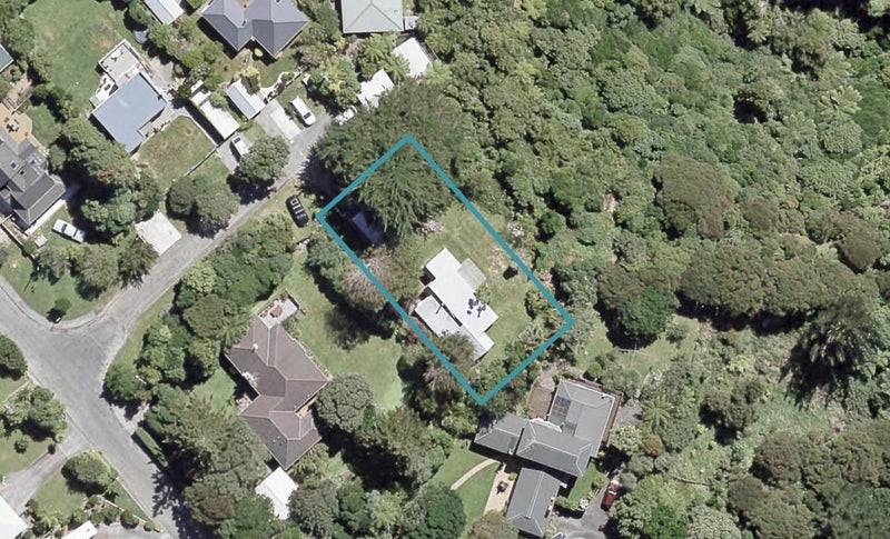 6 Lillian Street, Belmont, Lower Hutt - Carousel 1