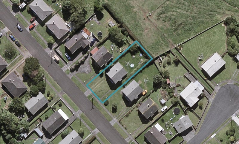 70 Cook Street, Marfell, New Plymouth - Carousel 1