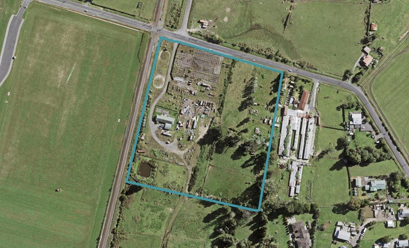 201 Opaheke Road, OPAHEKE, PAPAKURA - Carousel 1