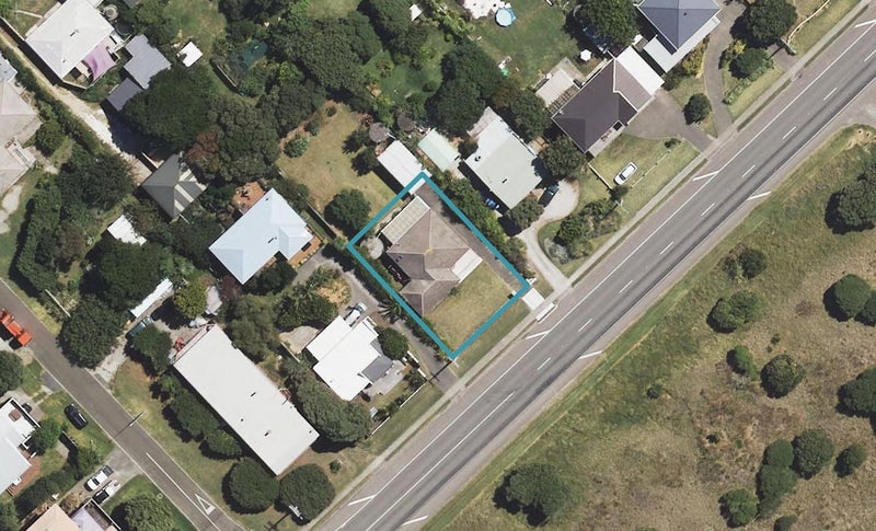 28B Moana Road, Okitu, Gisborne - Carousel 1