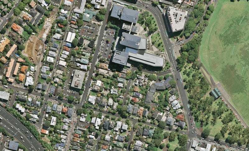 7 Glasgow Terrace, Grafton, Auckland - Carousel 1