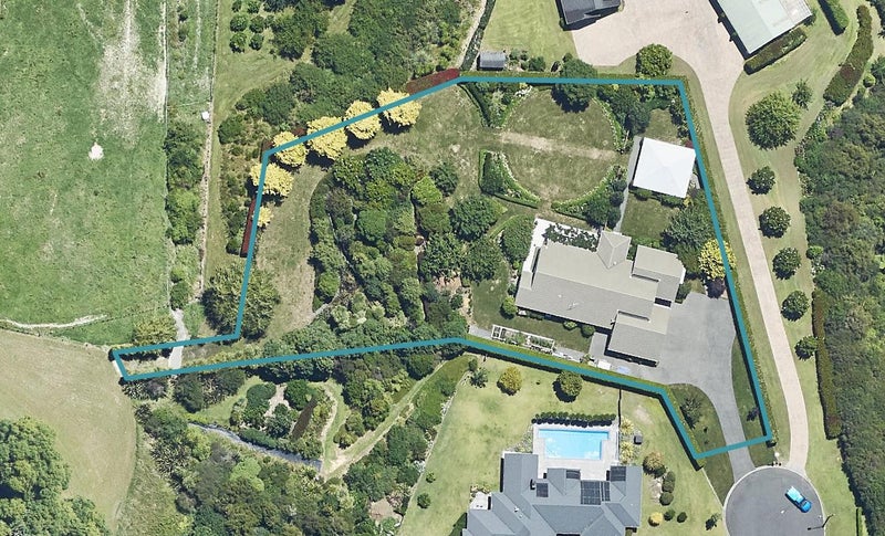 19 Pinasta Place, Tauranga - Carousel 1