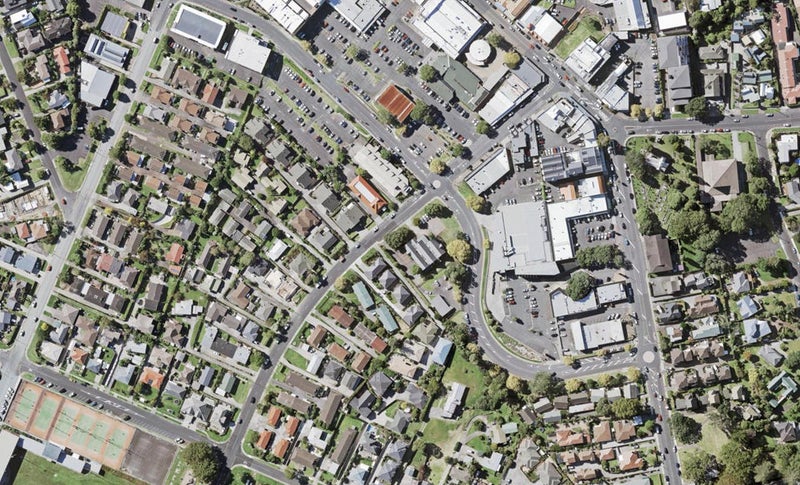 34 Moore Street, Howick, Auckland - Carousel 1