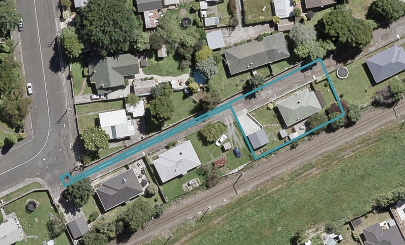 5 MacLean Street, Wallaceville, Upper Hutt - Carousel 1