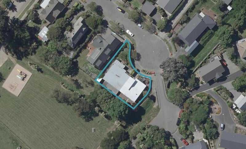 2/8 Cascade Place, Sumner, Christchurch - Carousel 1