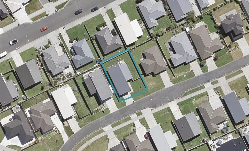 9 Diamond Grove, Brown Owl, Upper Hutt - Carousel 1