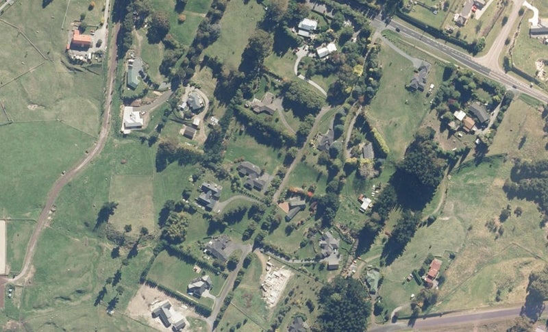 2 Chestnut Grove, Taupo - Carousel 1