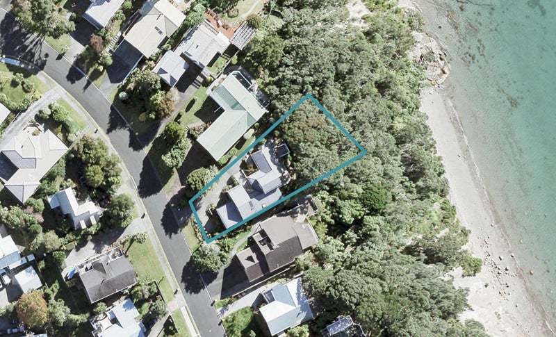 63 Fidelis Avenue, Snells Beach, Snells Beach - Carousel 1
