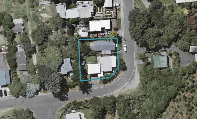 80 Tennis Court Road, Raumati South, Paraparaumu - Carousel 1