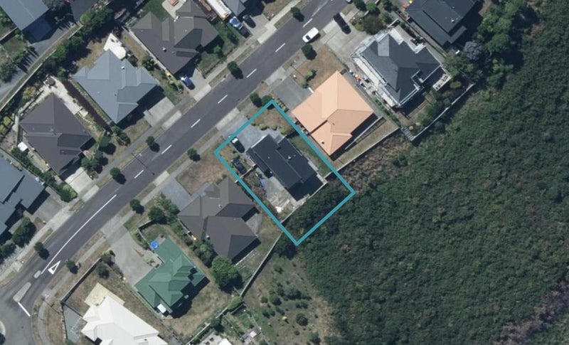 67 Te Puia Drive, Aotea, Porirua - Carousel 1