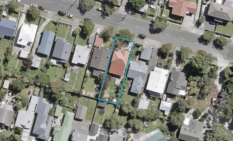 141 Whites Line, WAIWHETU, LOWER HUTT - Carousel 1