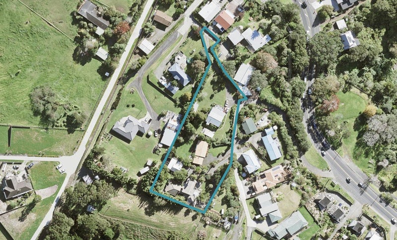 477C Whangaparaoa Road, Stanmore Bay, Whangaparaoa - Carousel 1