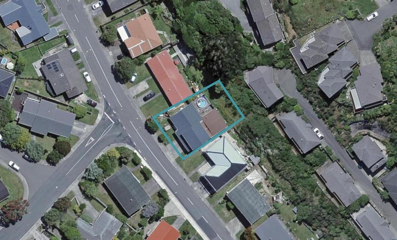 36 Cortina Avenue, Johnsonville, Wellington - Carousel 1
