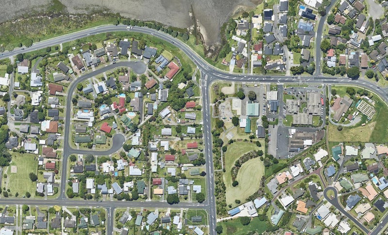 7 Waitaha Road, Welcome Bay, Tauranga - Carousel 1