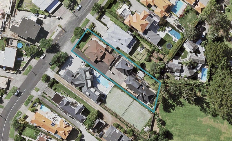 100 Selwyn Avenue, Mission Bay, Auckland - Carousel 1