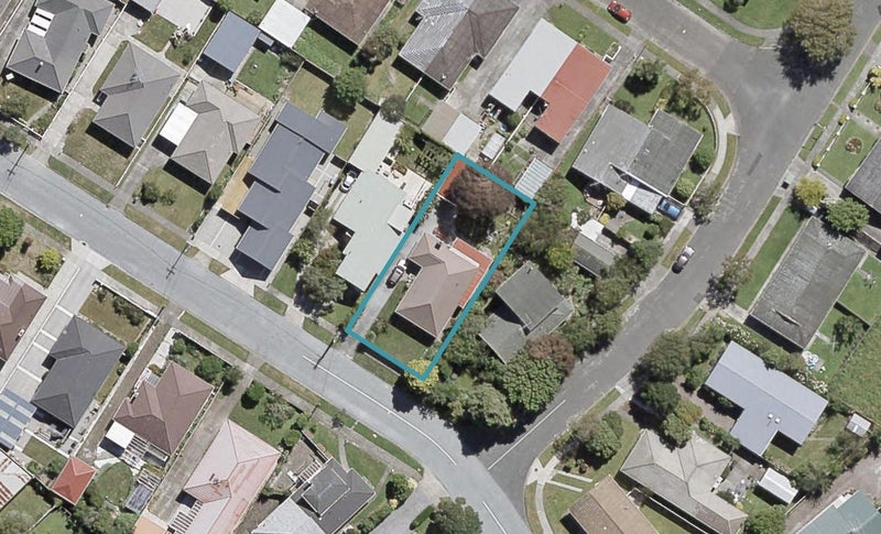 29 Holyoake Crescent, Avalon, Lower Hutt - Carousel 1