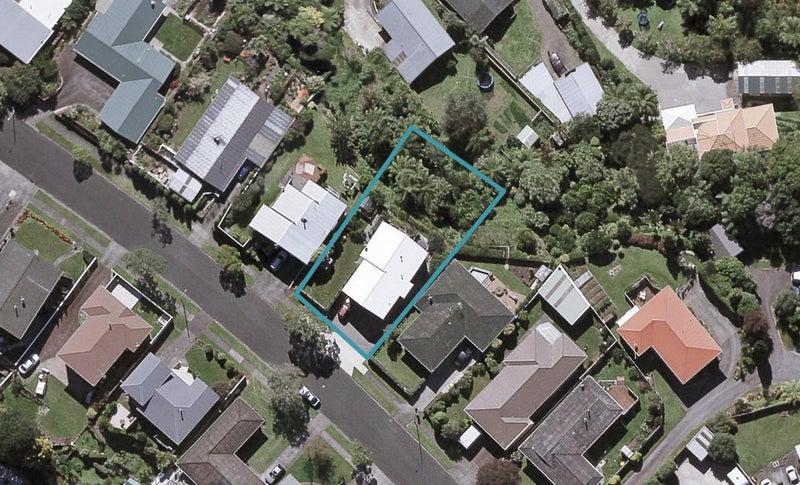 33 Nevada Drive, Merrilands, New Plymouth - Carousel 1