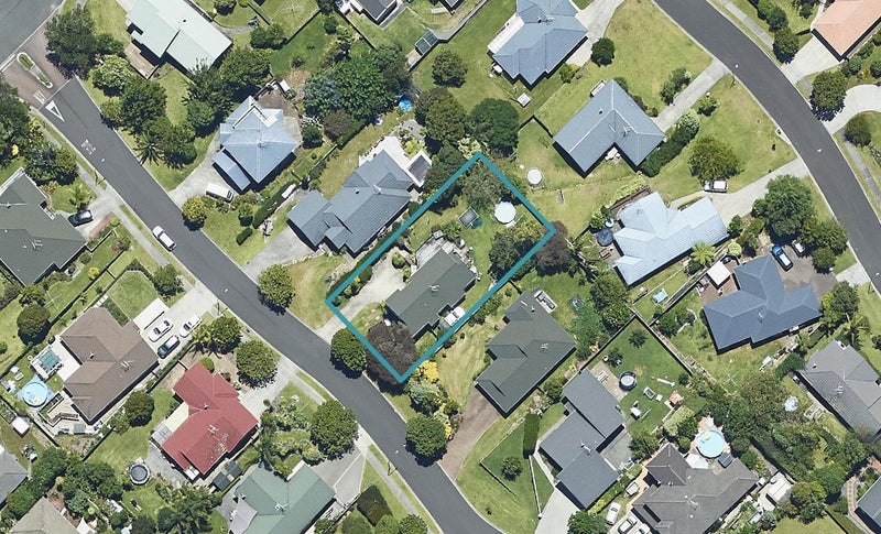 15 Tupare Heights, Pyes Pa, Tauranga - Carousel 1