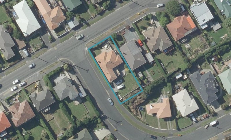 162 Easther Crescent, Kew, Dunedin - Carousel 1