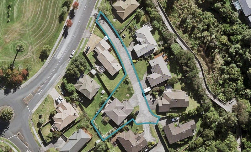 90 Barbados Drive, Unsworth Heights, Auckland - Carousel 1