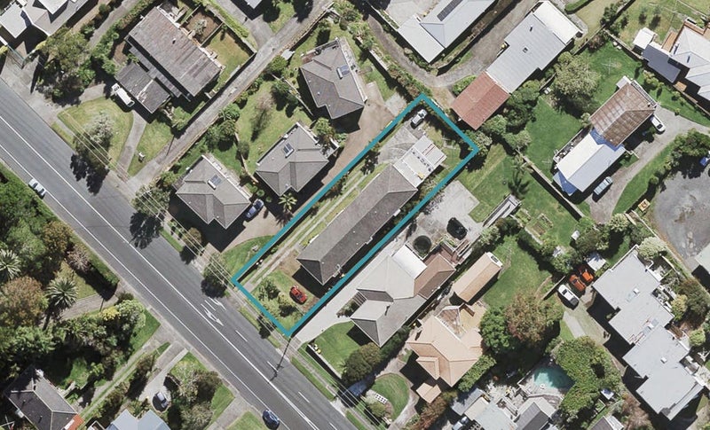 3/281 Glenfield Road, Glenfield, Auckland - Carousel 1