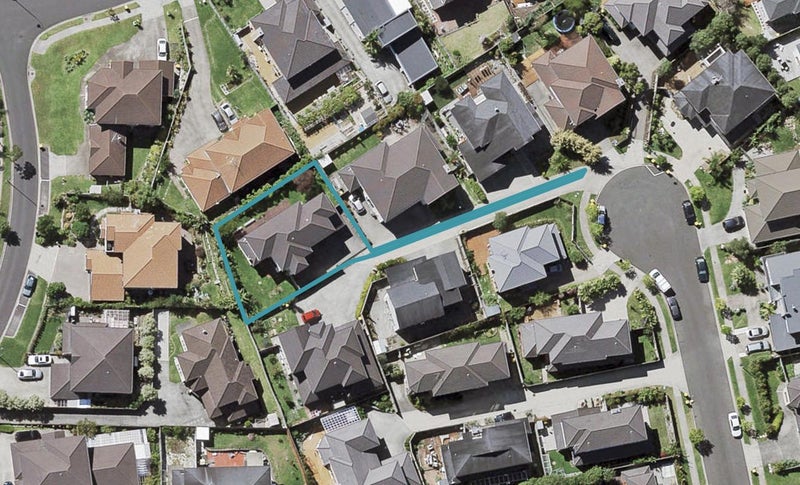 38 Mana Lane, Pinehill, Auckland - Carousel 1
