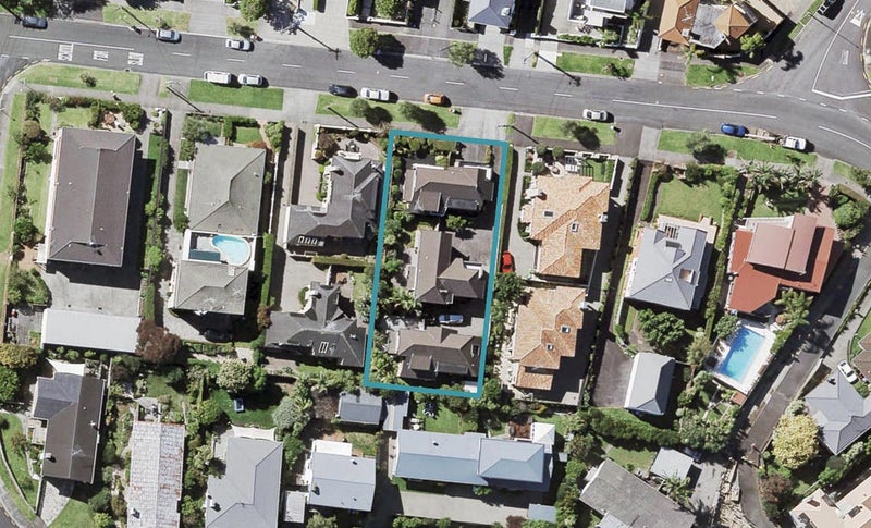 2/33 Rawhitiroa Road, Kohimarama, Auckland - Carousel 1